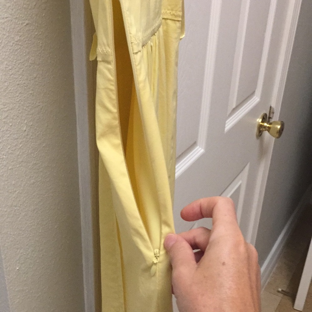 Dress - Picture 5 of 5